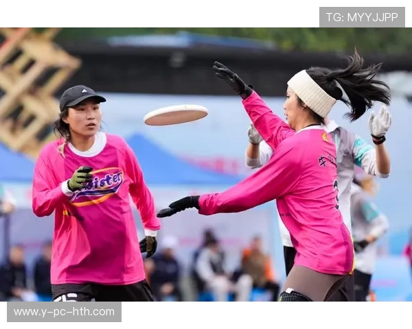 重庆飞盘队的迅猛崛起与速度变革引发热议